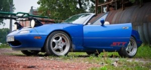 Cutting the Umbilical Cord (Motoring #1)