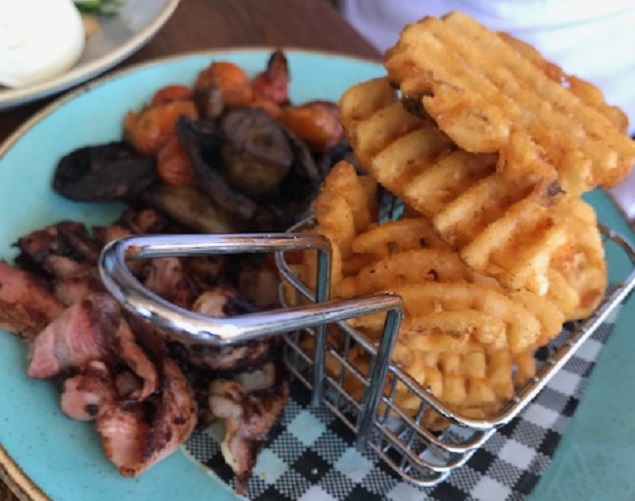 Food Review: Social Manna
