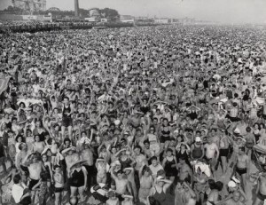 York Photo Crowd 300×231.jpg York Photo Crowd 300x231.jpg